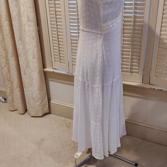 White Eyelet V-neck Beachy Casual Gauze Dress Size 4 Dressbarn - Picture 6 of 9